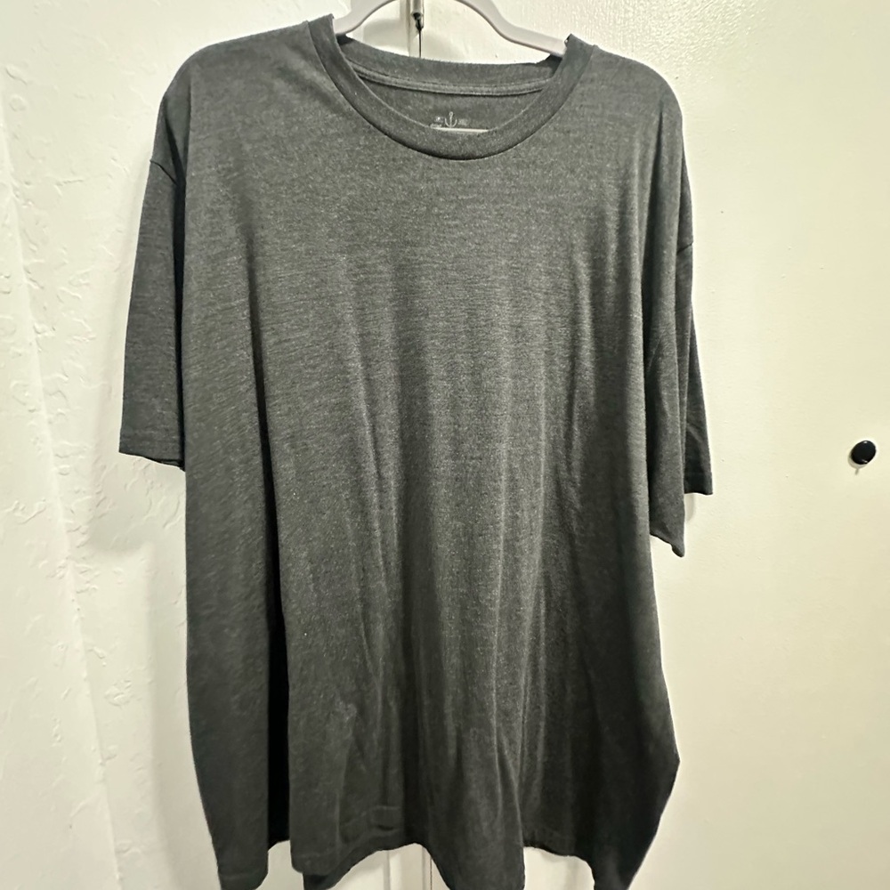 Fresh Clean Threads Crew Neck Shirt - Picture 12 of 13